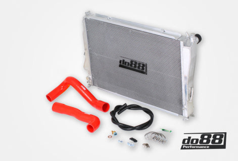 BMW M3 E46 Radiator Aluminum, Red hose